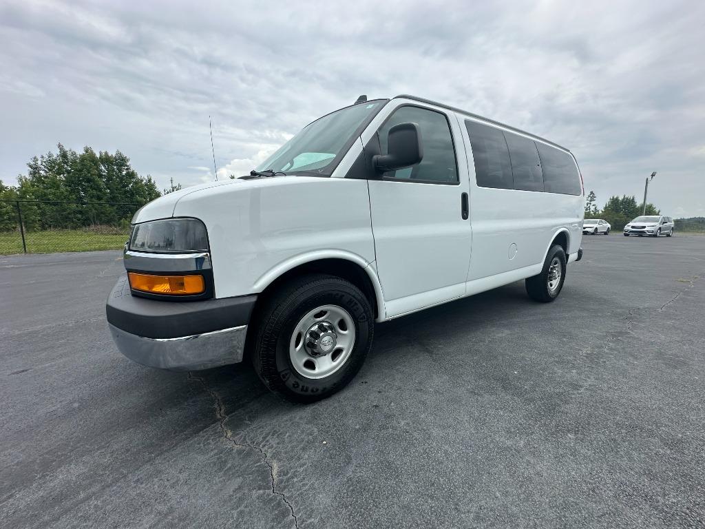 2018 Chevrolet Express - $18,500