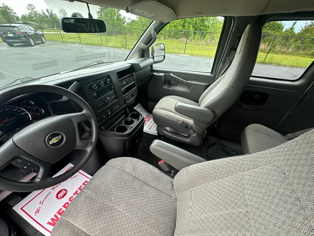 2018 Chevrolet Express - $18,500