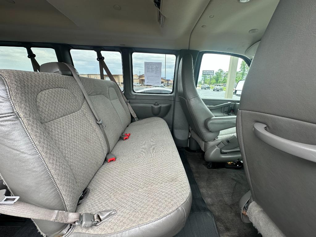 2018 Chevrolet Express - $18,500