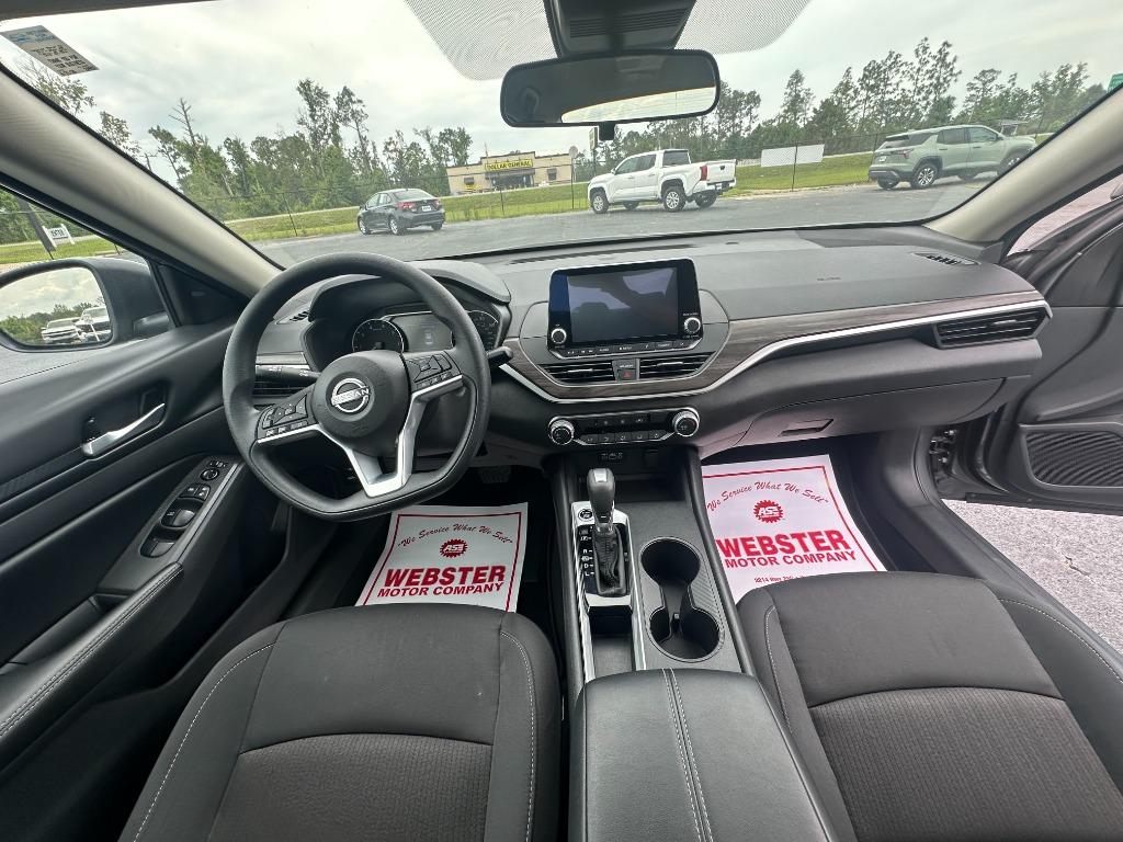 2025 Nissan Altima - $25,400