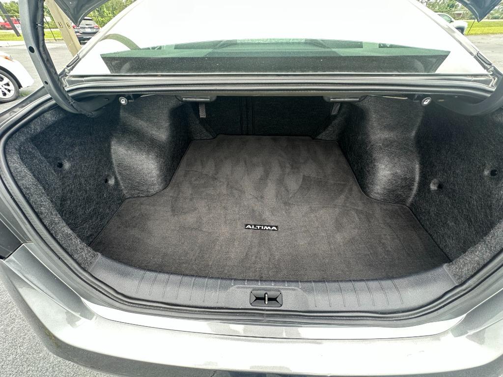 2025 Nissan Altima - $25,400