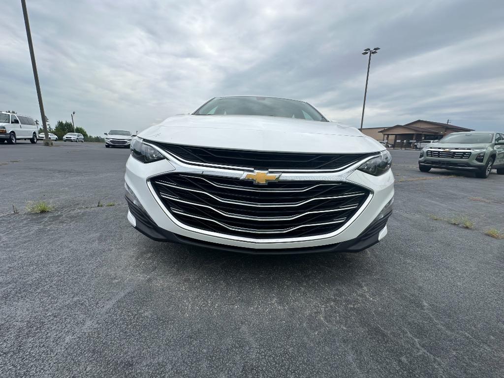2022 Chevrolet Malibu - $22,500