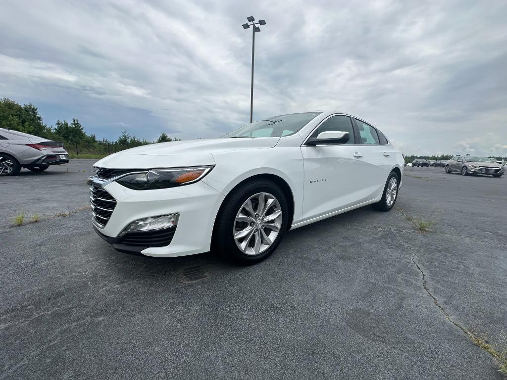 2022 Chevrolet Malibu - $22,500