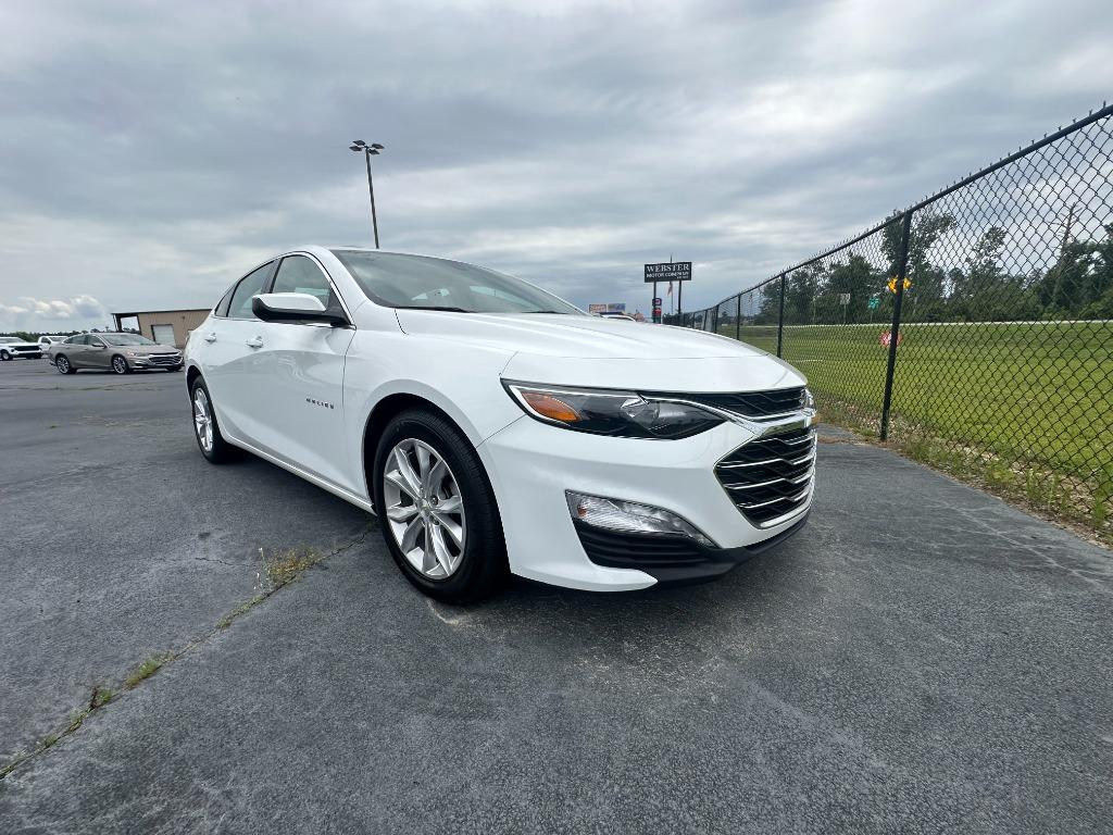 2022 Chevrolet Malibu - $22,500