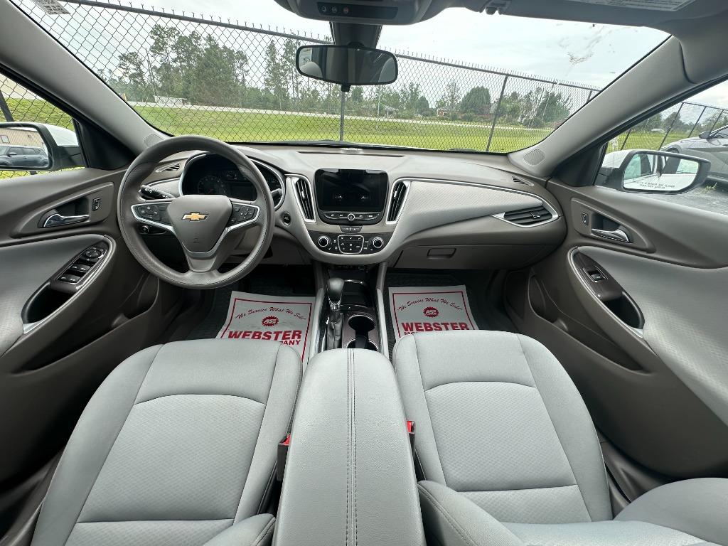 2022 Chevrolet Malibu - $22,500
