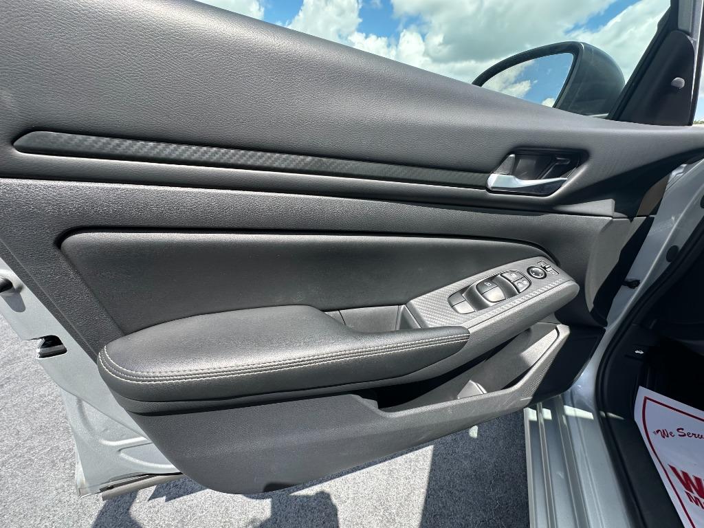 2025 Nissan Altima - $24,500