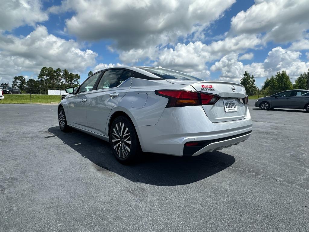 2025 Nissan Altima - $24,500