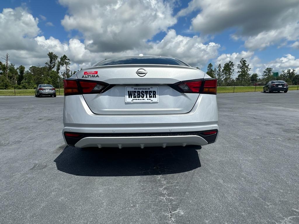 2025 Nissan Altima - $24,500