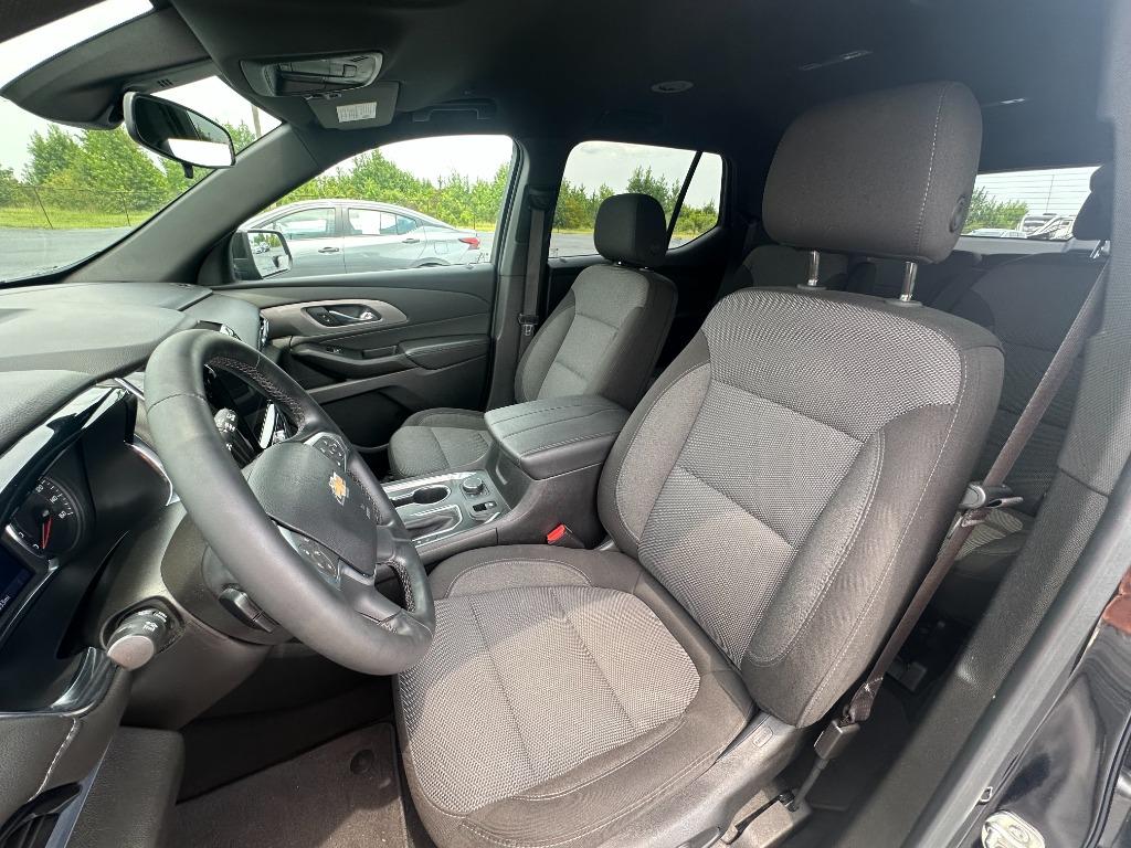 2023 Chevrolet Traverse - $32,500