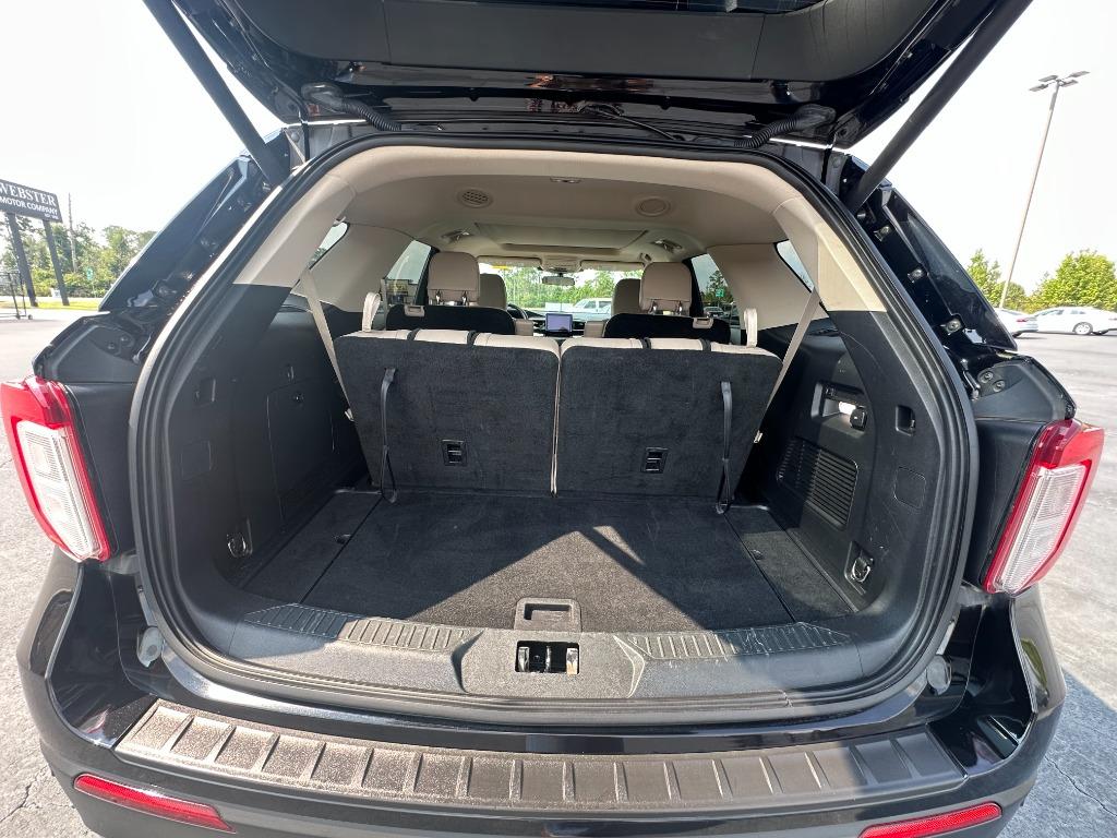 2020 Ford Explorer - $19,500