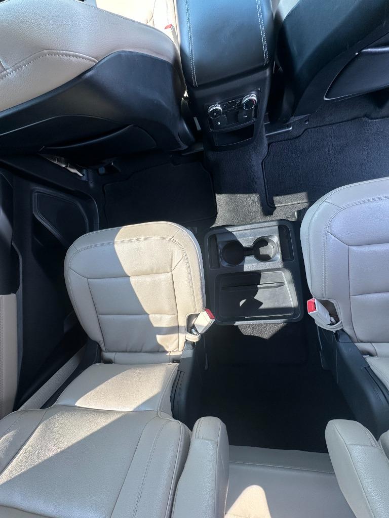 2020 Ford Explorer - $19,500