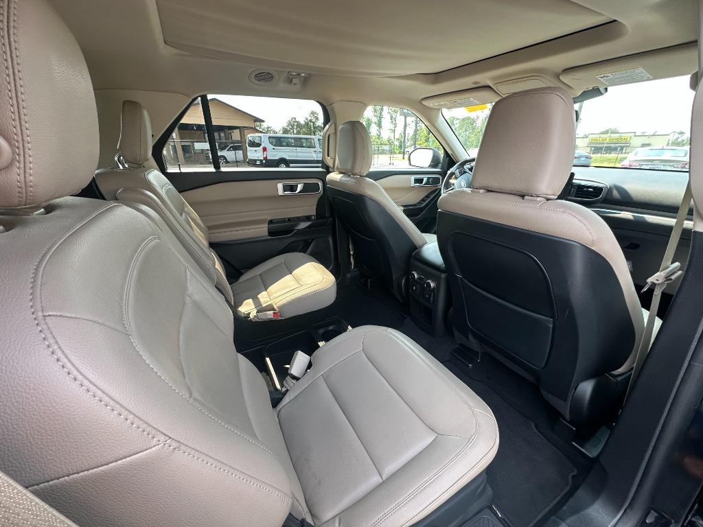 2020 Ford Explorer - $19,500