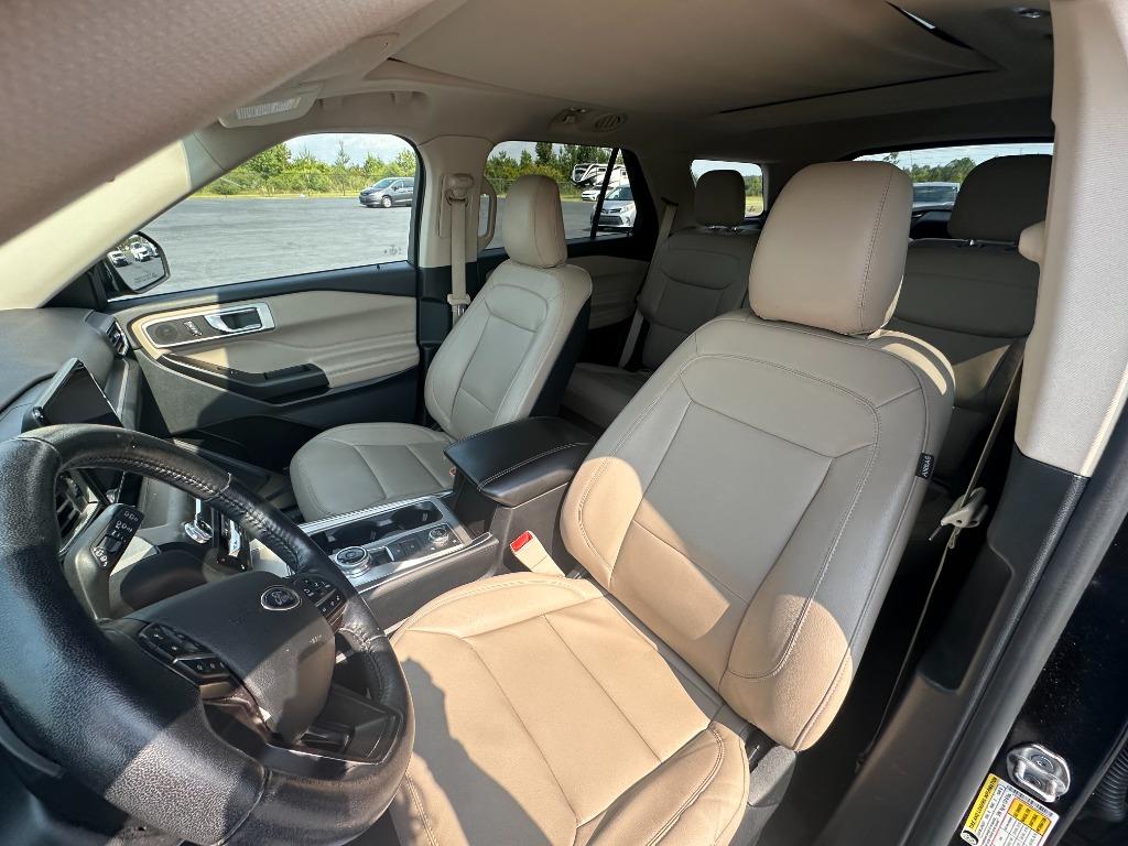 2020 Ford Explorer - $19,500