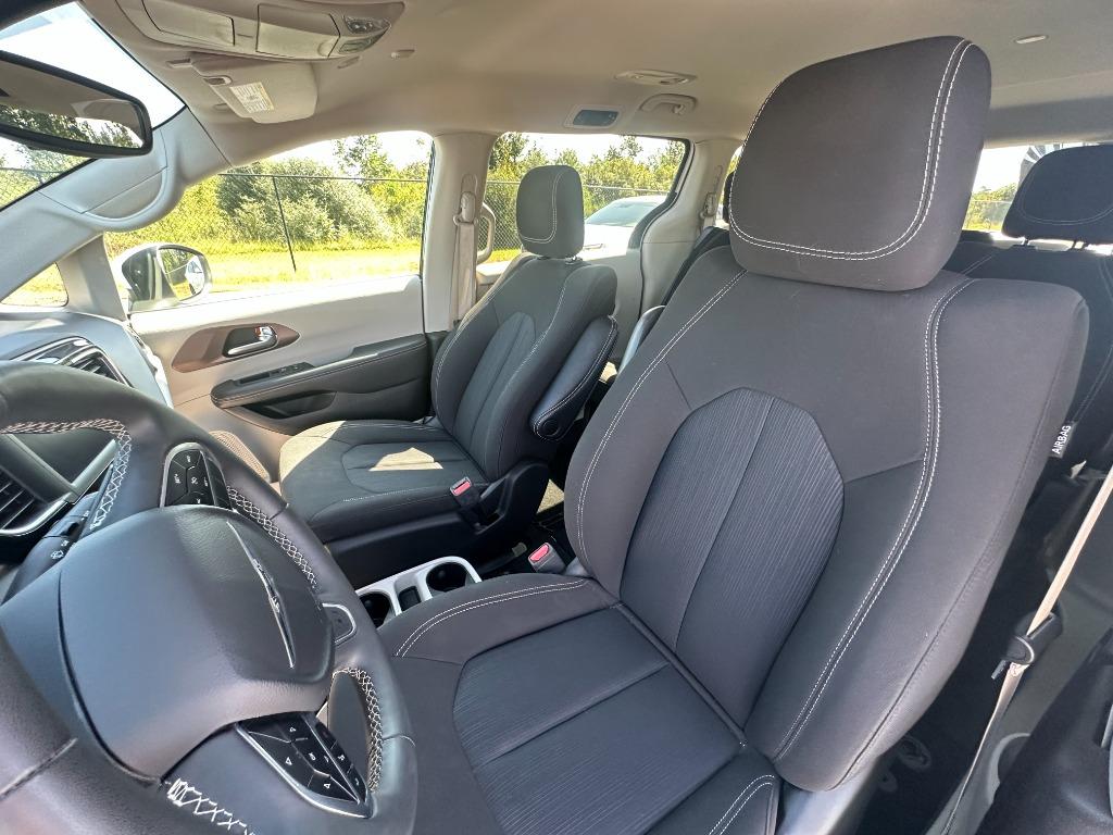 2023 Chrysler Voyager - $24,900