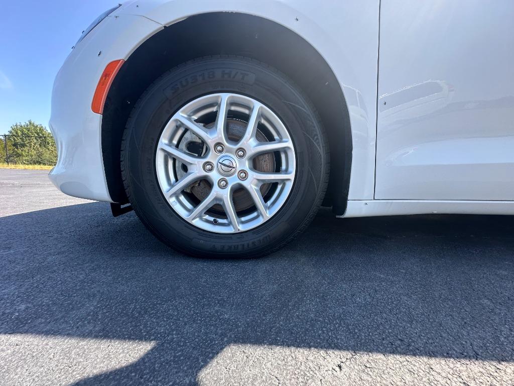 2023 Chrysler Voyager - $24,900