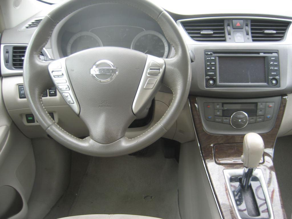 2013 Nissan Sentra S photo