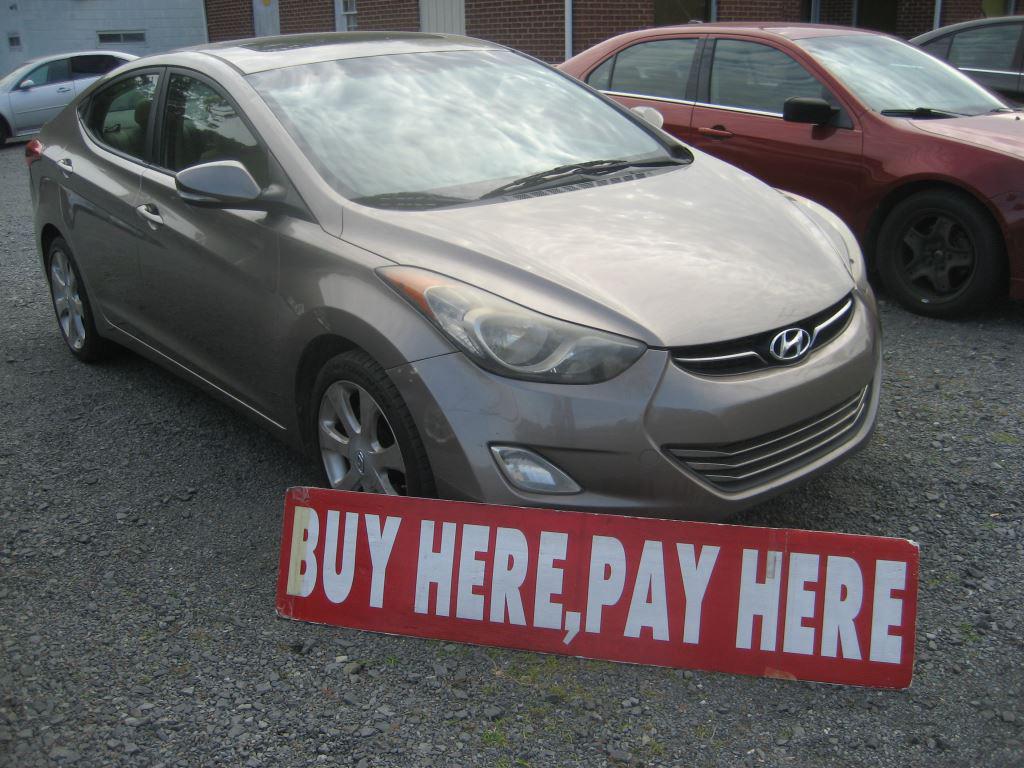 2012 Hyundai Elantra GLS photo