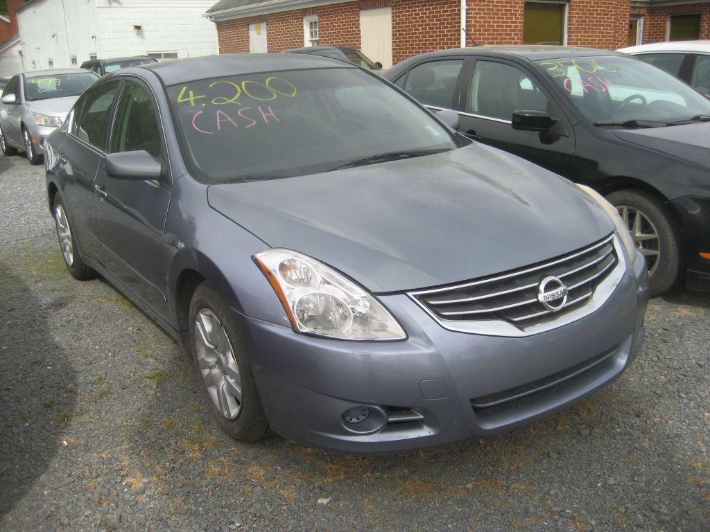 2012 Nissan Altima - $4,200