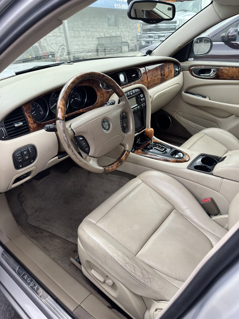 2004 Jaguar XJ
