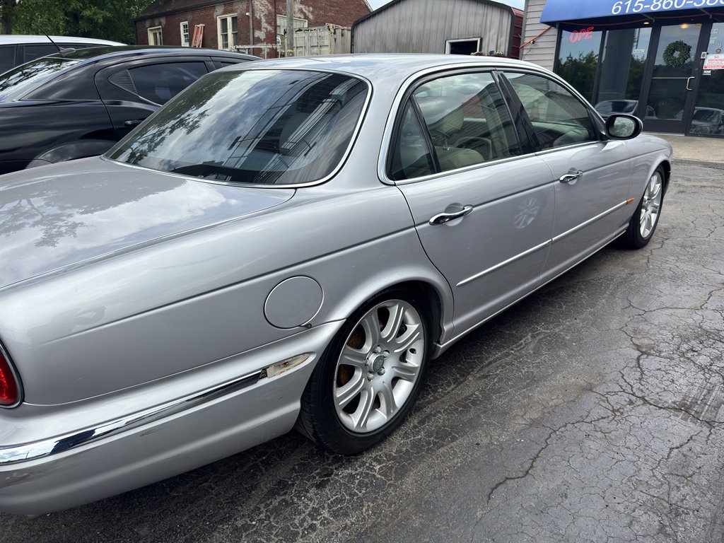 2004 Jaguar XJ