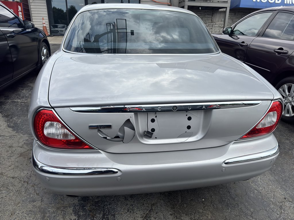 2004 Jaguar XJ