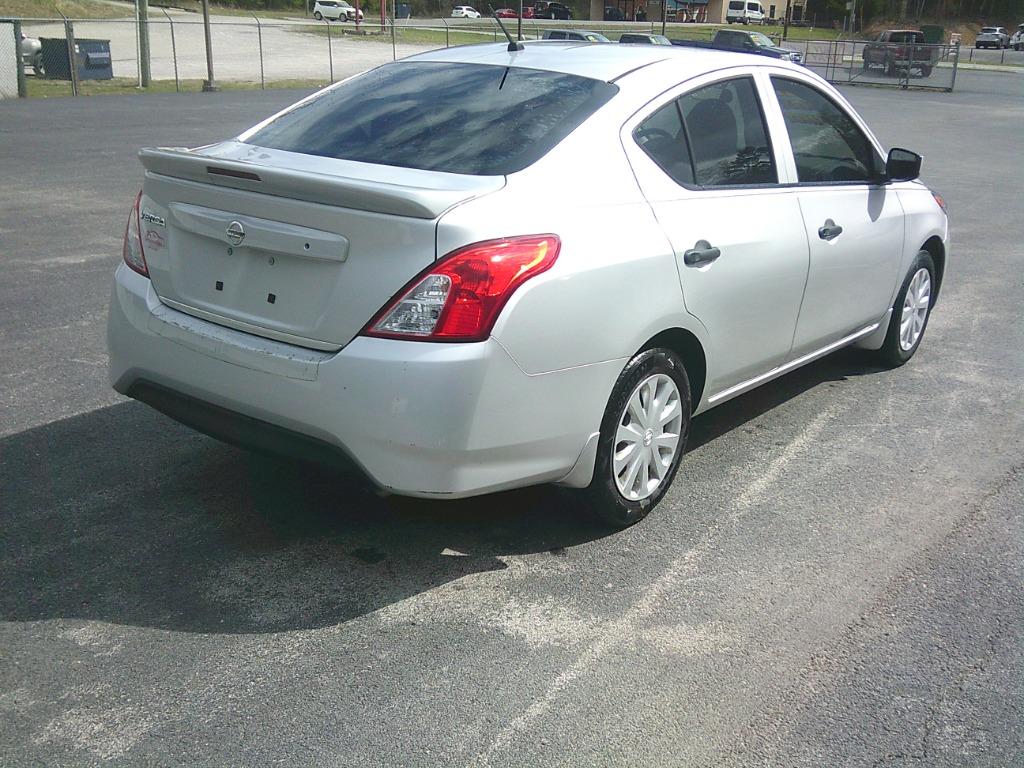 2018 Nissan Versa