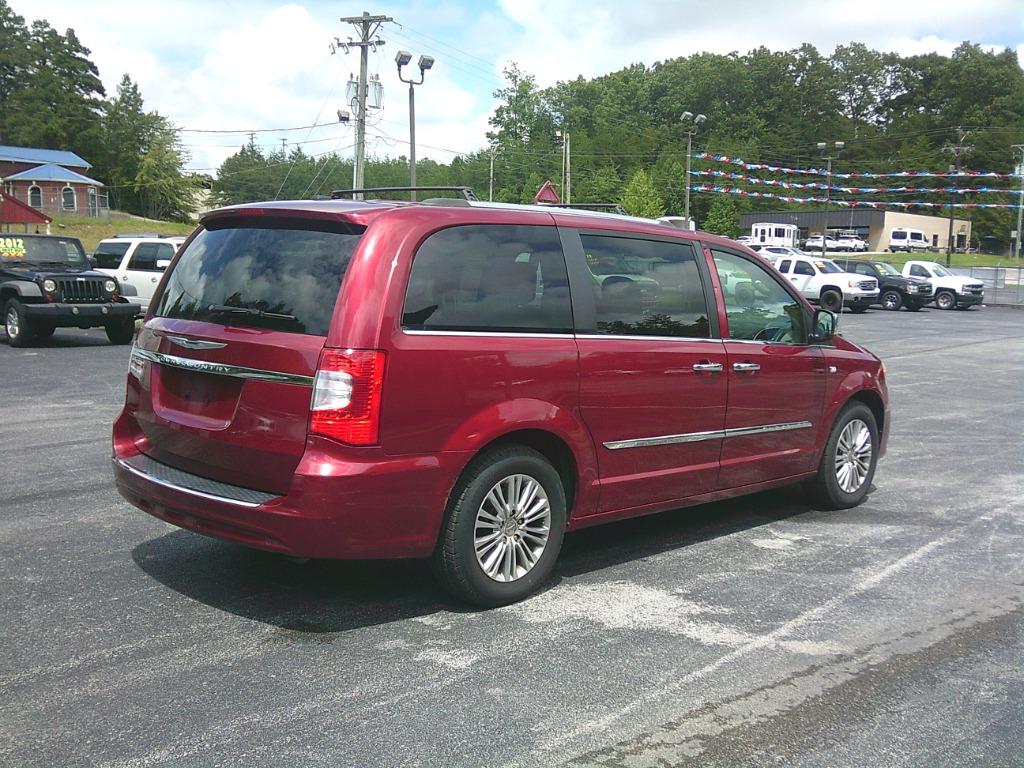 2014 Chrysler Town And Country