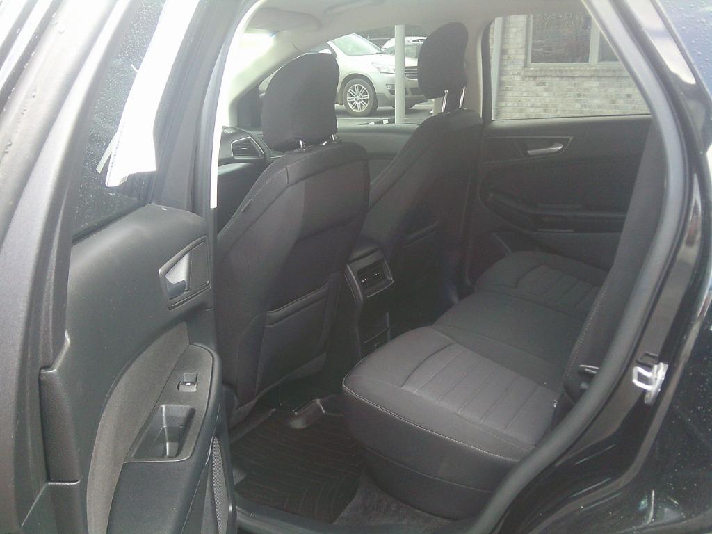 2016 Ford Edge