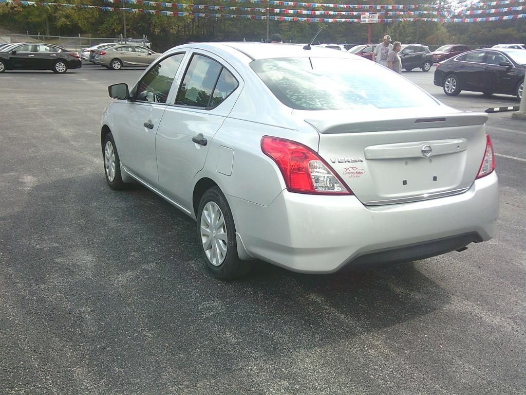 2018 Nissan Versa
