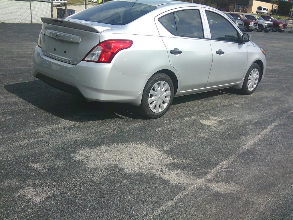 2018 Nissan Versa