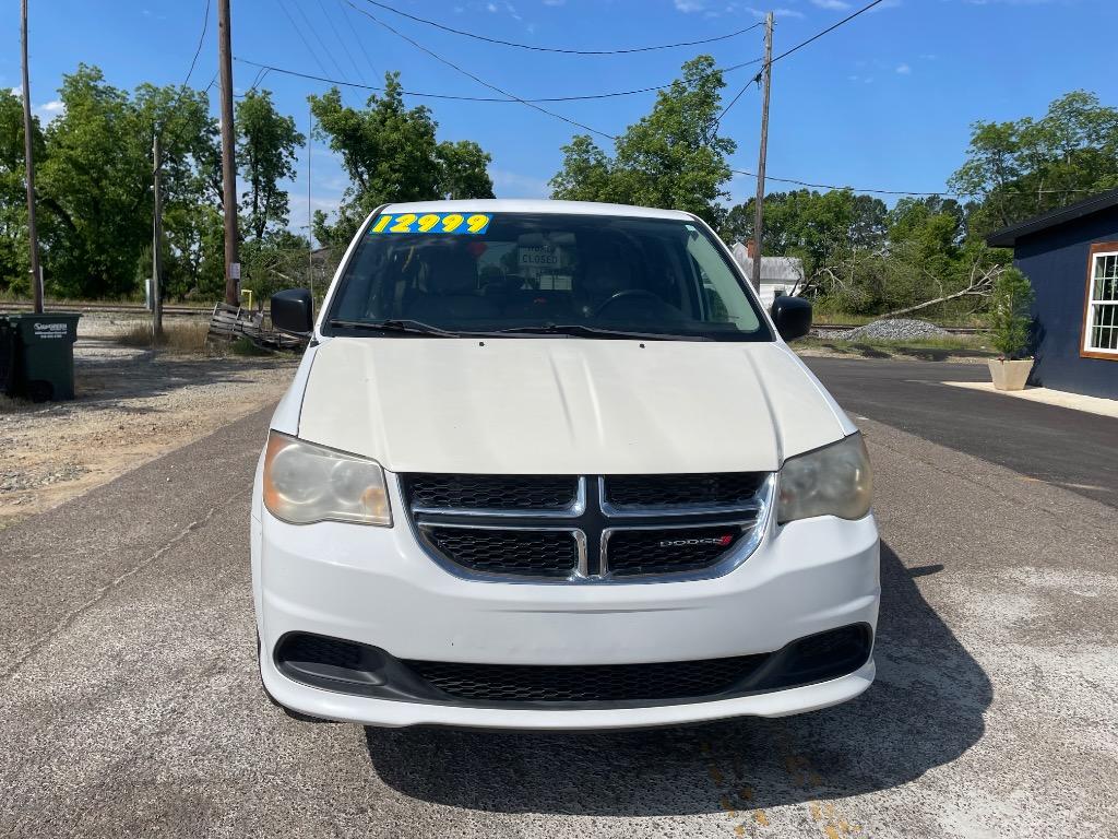 2014 Dodge Grand Caravan - $12,999