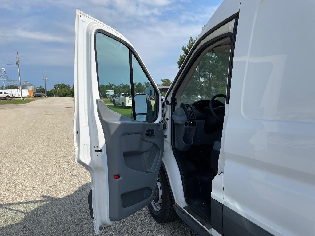 2017 Ford Transit - $24,999