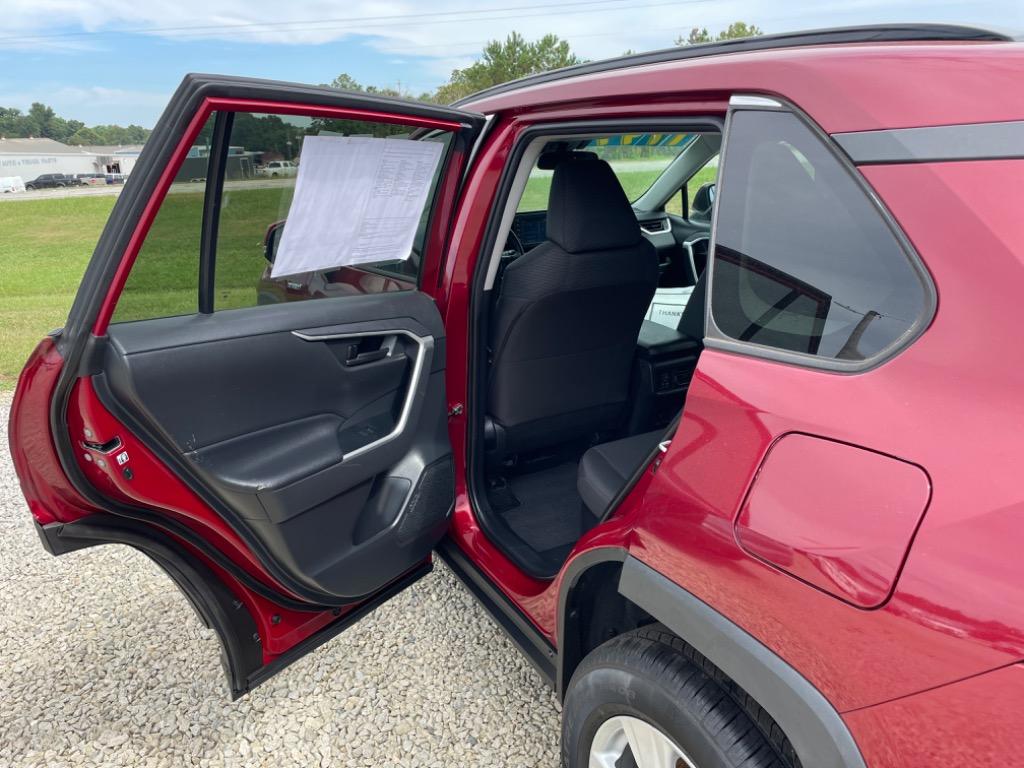 2019 Toyota RAV4 Hybrid LE photo