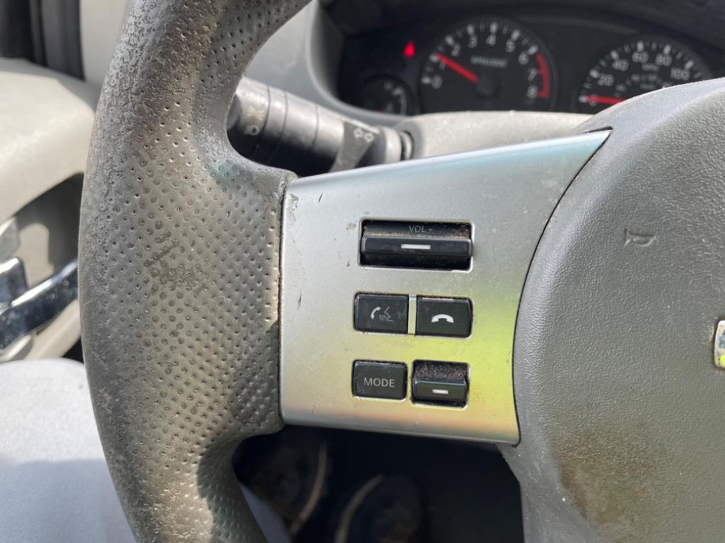 2014 Nissan Frontier S photo