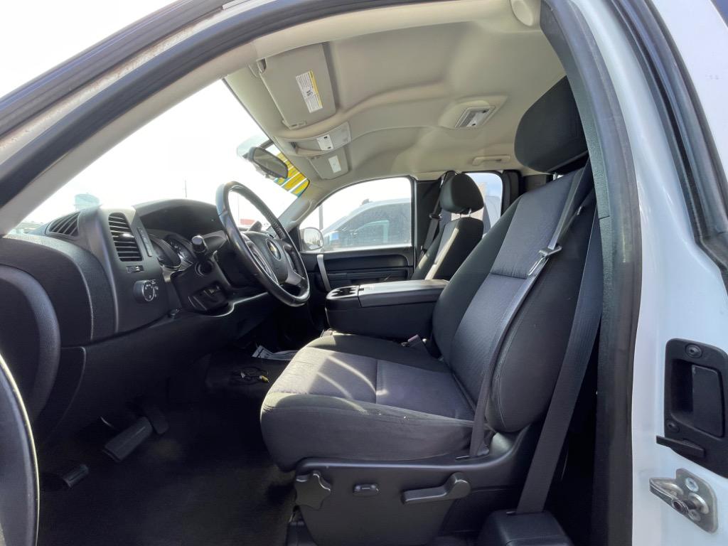2011 Chevrolet Silverado 1500 LT photo