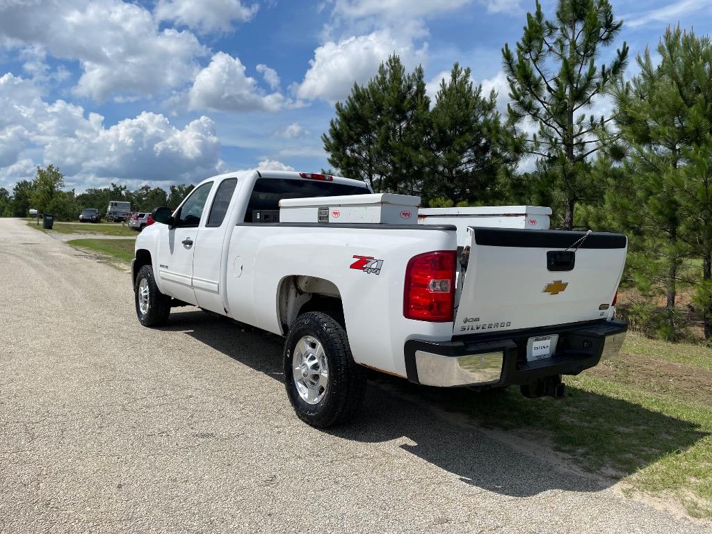 2013 Chevrolet Silverado - $11,999
