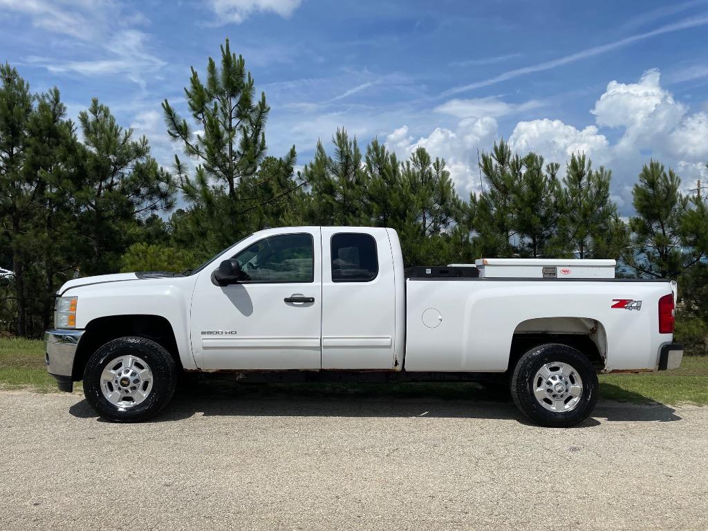 2013 Chevrolet Silverado - $11,999