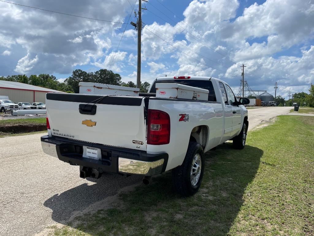 2013 Chevrolet Silverado - $11,999