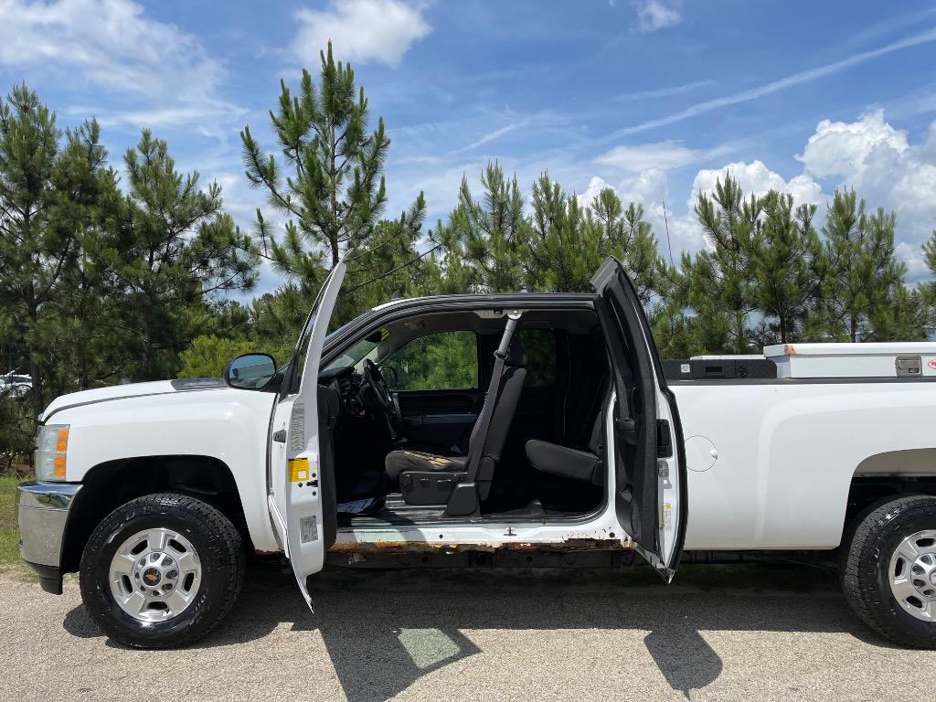 2013 Chevrolet Silverado - $11,999