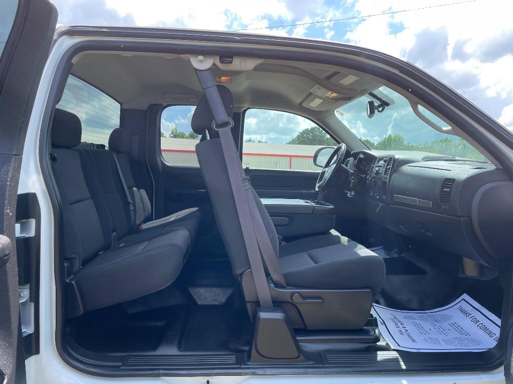 2013 Chevrolet Silverado - $11,999