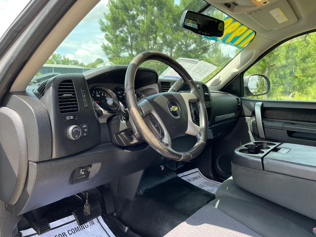 2013 Chevrolet Silverado - $11,999