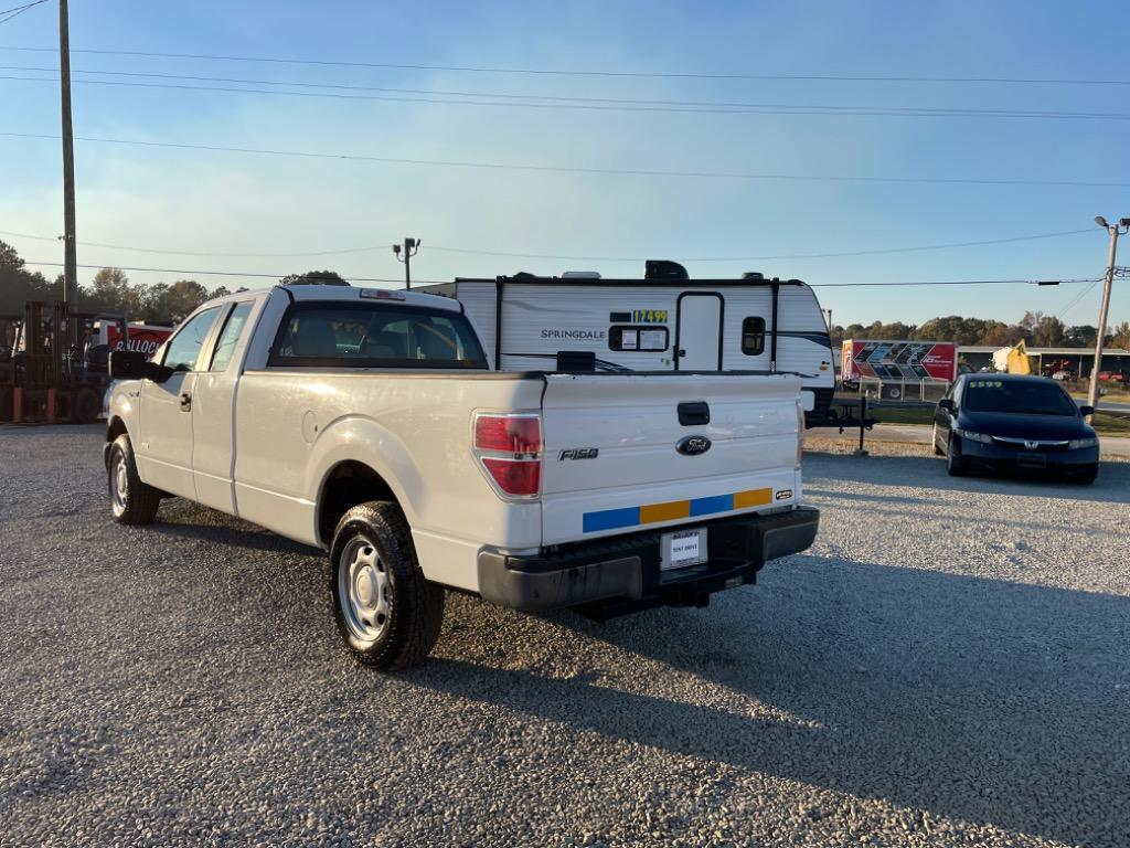 2013 Ford F-150 Lariat photo