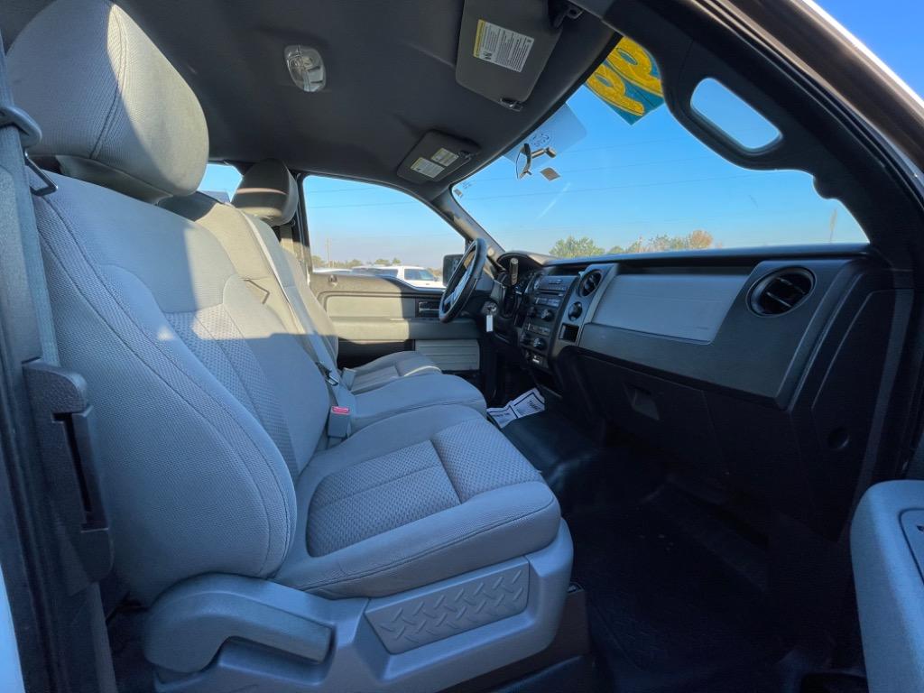 2013 Ford F-150 Lariat photo