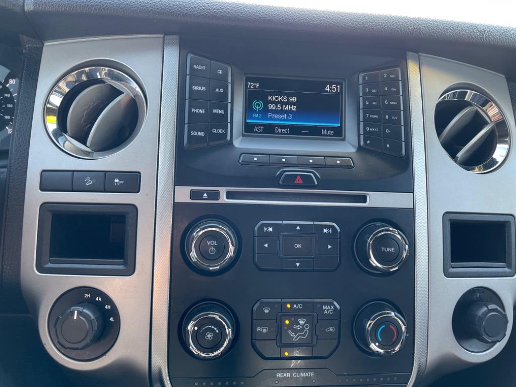 2015 Ford Expedition XLT photo
