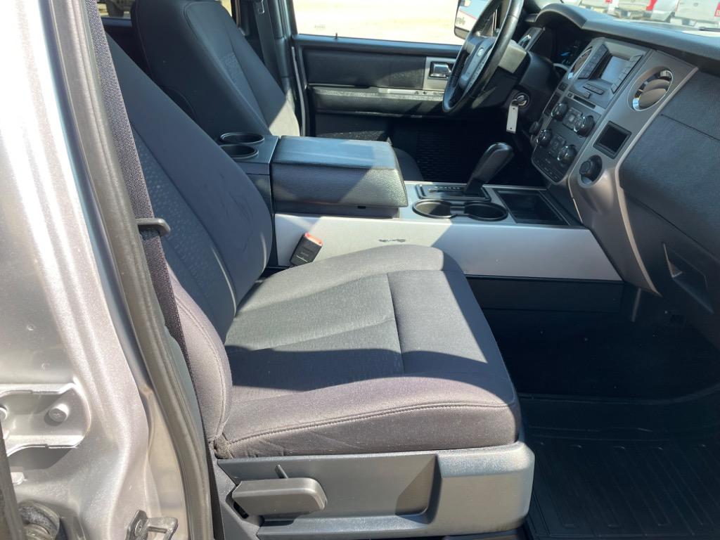 2015 Ford Expedition XLT photo