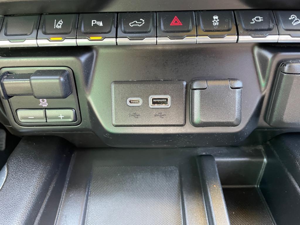 2020 Chevrolet Silverado 2500 LTZ photo