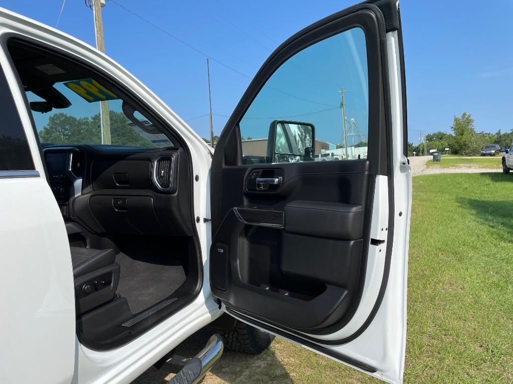 2020 Chevrolet Silverado - $35,999