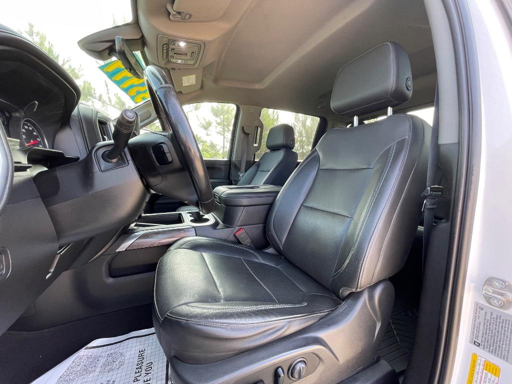 2020 Chevrolet Silverado - $35,999