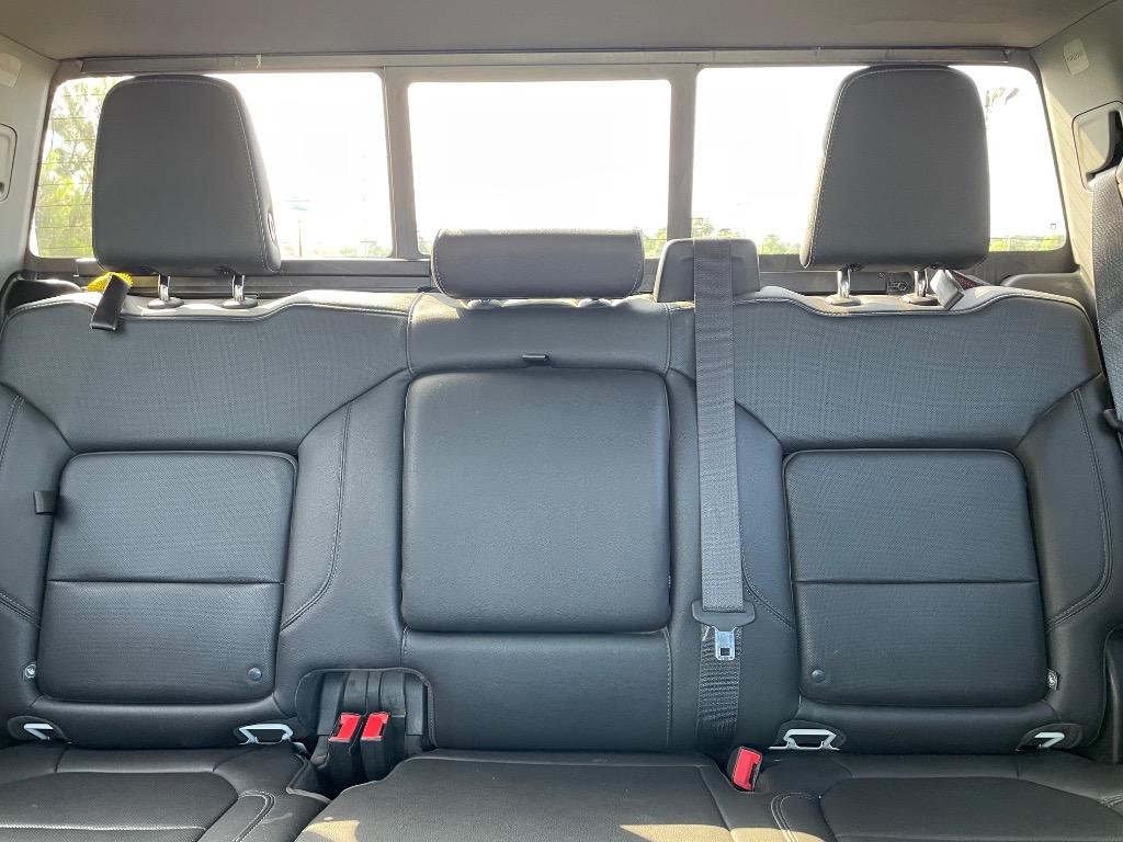 2020 Chevrolet Silverado - $35,999