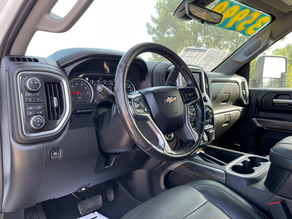 2020 Chevrolet Silverado - $35,999